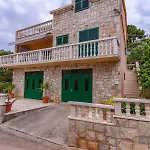 Grosic Apartment *